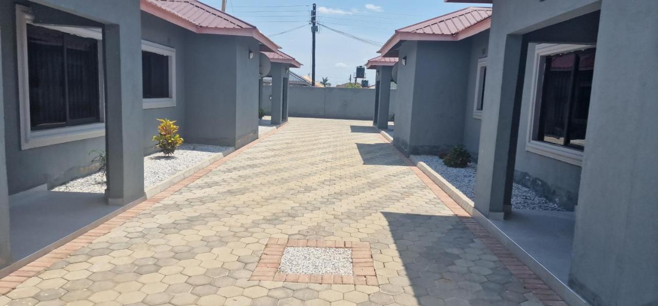 לוסקה Salama Apartments מראה חיצוני תמונה